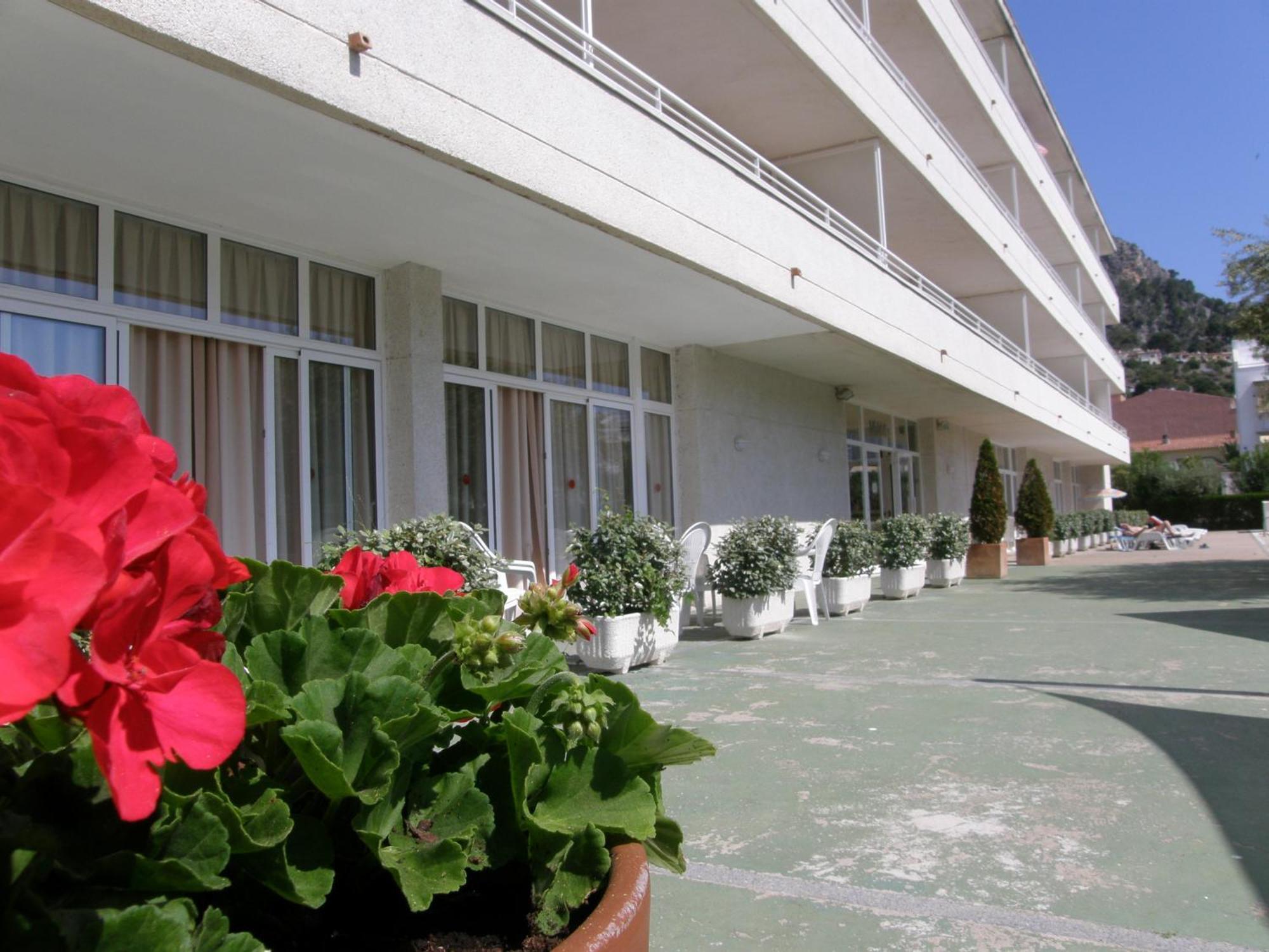 Apartamentos Miami 레스타르티트 외부 사진