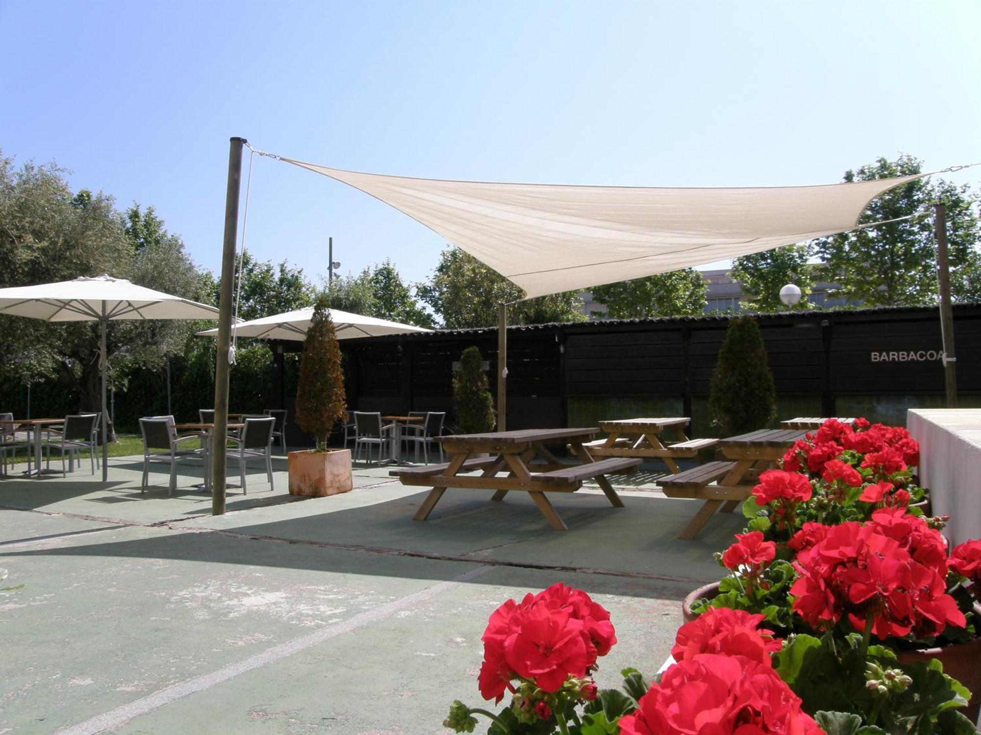 Apartamentos Miami 레스타르티트 외부 사진