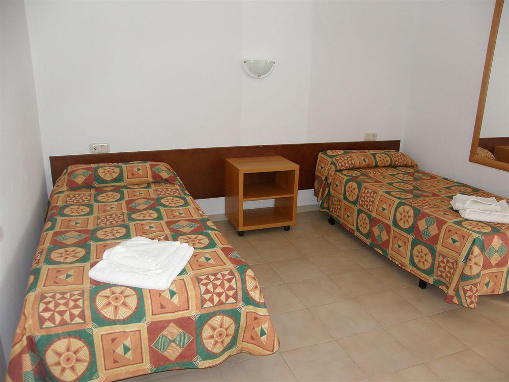 Apartamentos Miami 레스타르티트 외부 사진