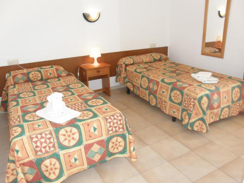 Apartamentos Miami 레스타르티트 외부 사진