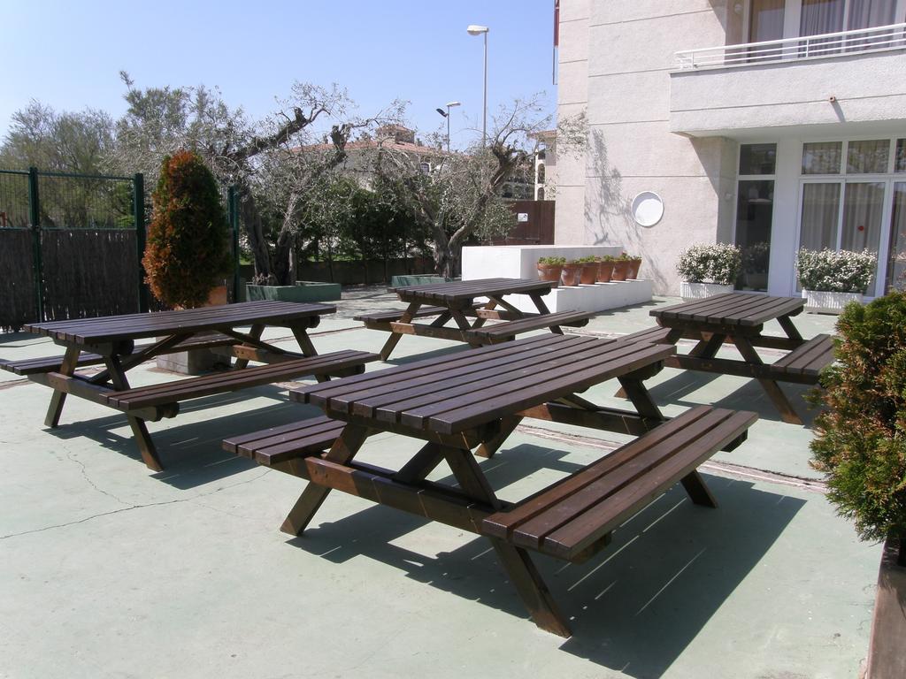 Apartamentos Miami 레스타르티트 외부 사진